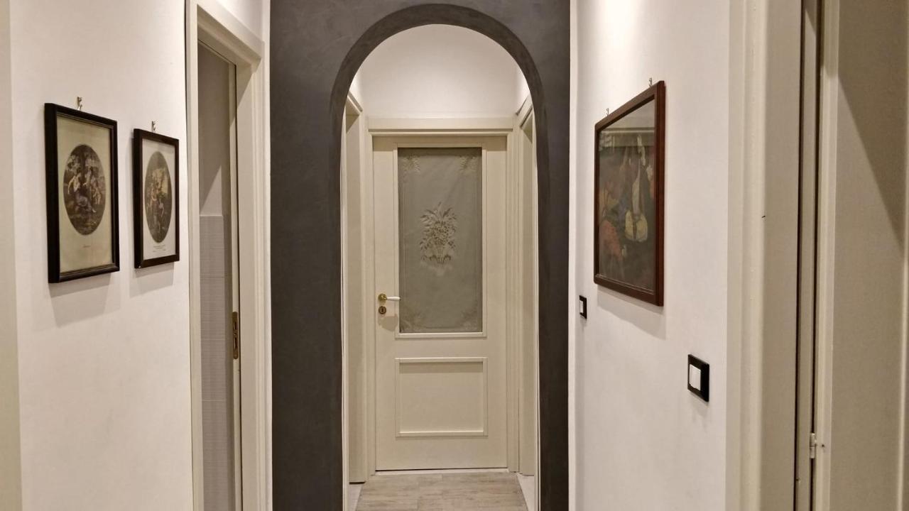 דירות Adriano'S House Catania Cathedral First Floor מראה חיצוני תמונה